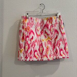 Crown & Ivy Pink and Yellow Abstract Skort